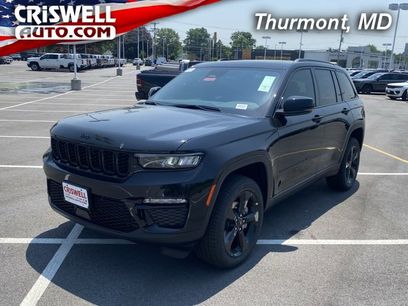New 2025 Jeep Grand Cherokee Limited w/ Black Appearance Package