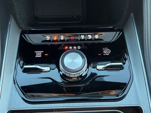 Used 2023 Jeep Wagoneer Series II w/ Convenience Group I image 24