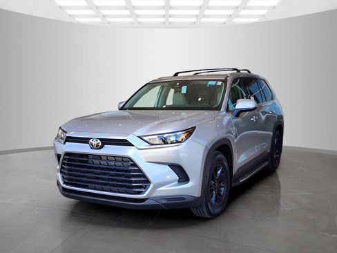New 2026 Toyota Grand Highlander XLE image 6