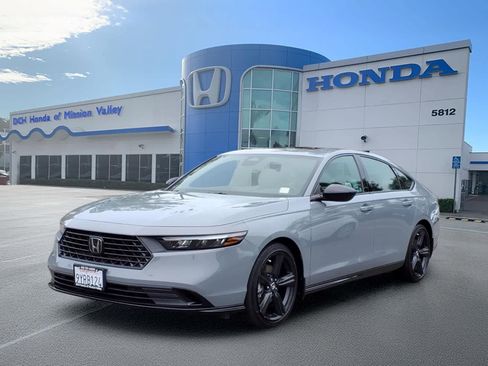Used 2023 Honda Accord Sport image 1