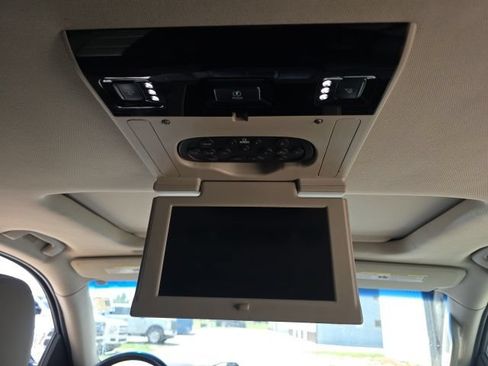 Used 2016 Chevrolet Tahoe LTZ AWD/4WD image 2