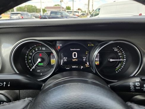 Used 2023 Jeep Wrangler Unlimited w/ Cold Weather Group AWD/4WD image 26