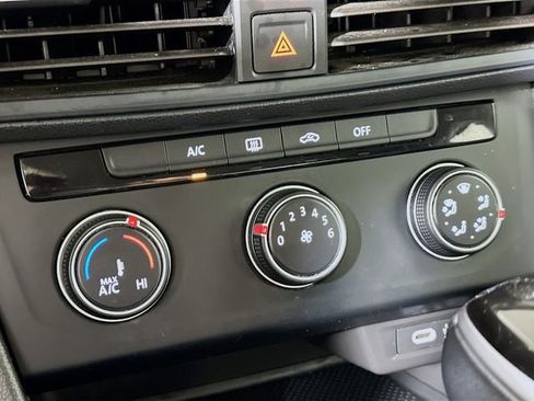 Used 2024 Volkswagen Jetta S image 17