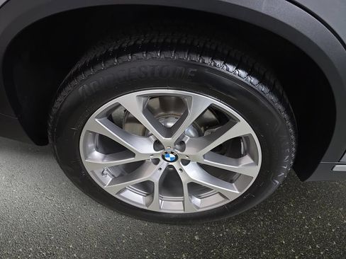 Used 2024 BMW X5 xDrive40i w/ Premium Package AWD/4WD image 33