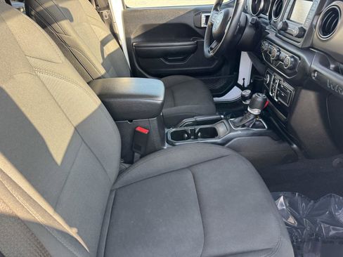 Used 2020 Jeep Wrangler Unlimited Sport S AWD/4WD image 8