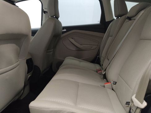 Used 2018 Ford Escape SE FWD image 18