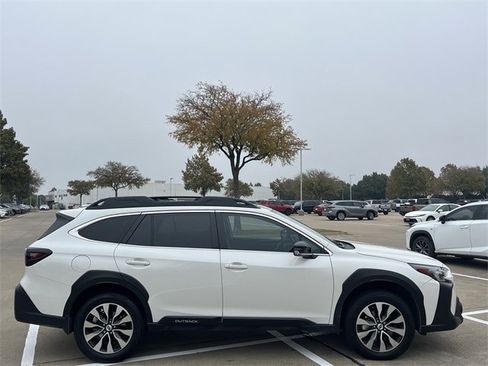 Used 2023 Subaru Outback Limited w/ Popular Package #2 image 3