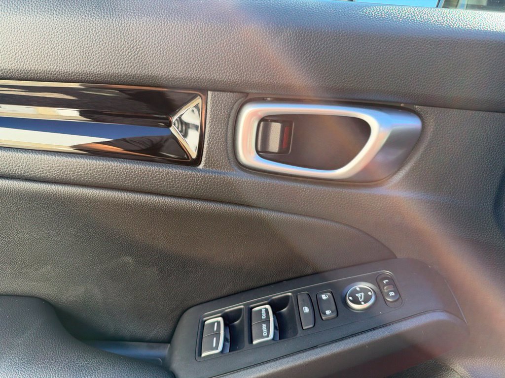 Used 2023 Honda Civic EX-L image 12