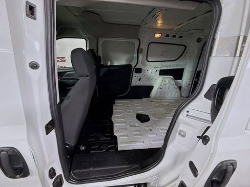 Used 2021 RAM ProMaster City Tradesman image 24