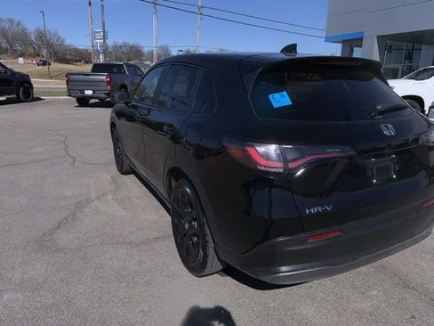 Used 2025 Honda HR-V Sport image 15