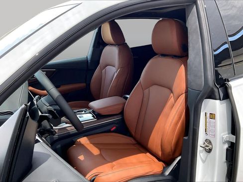 New 2026 Audi Q8 Prestige AWD/4WD image 9