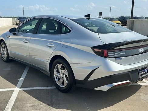 Used 2026 Hyundai Sonata SE FWD image 10