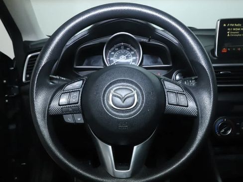 Used 2016 MAZDA MAZDA3 i Sport w/ Preferred Equipment Package FWD image 21