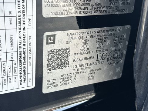 Used 2021 GMC Sierra 1500 AT4 w/ AT4 Premium Package AWD/4WD image 35