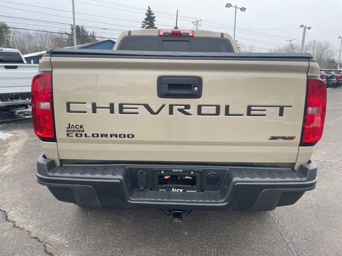 Used 2022 Chevrolet Colorado ZR2 w/ ZR2 Dusk Special Edition image 6