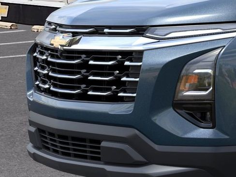 New 2026 Chevrolet Equinox LT w/ Convenience Package II FWD image 13