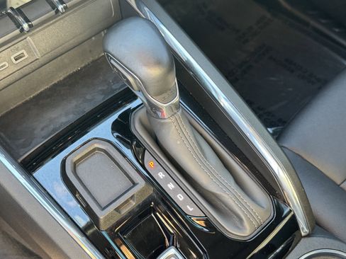 Used 2023 GMC Canyon Elevation w/ Elevation Premium Package image 21