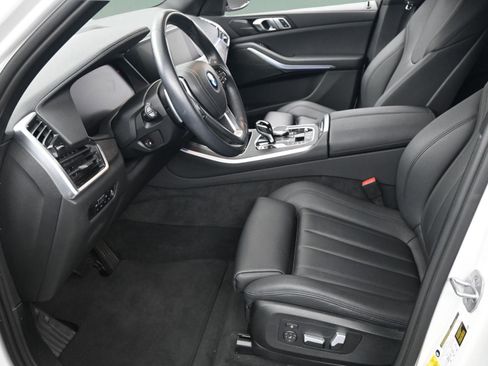 Used 2022 BMW X5 xDrive45e w/ Parking Assistance Package image 22