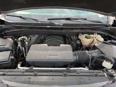 Used 2022 Chevrolet Suburban Z71 w/ Z71 Off-Road Package AWD/4WD image 14