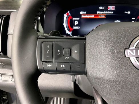 New 2026 Nissan Pathfinder Platinum w/ Accent Package AWD/4WD image 25
