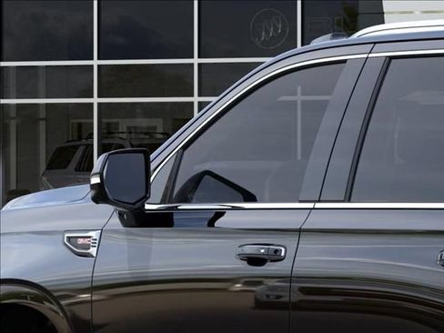 New 2026 GMC Yukon Denali RWD image 12