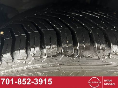 Certified 2019 Nissan Murano Platinum w/ Cargo Package image 14