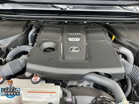 Used 2025 Lexus GX 550 w/ Accessory Package (2T) AWD/4WD image 21