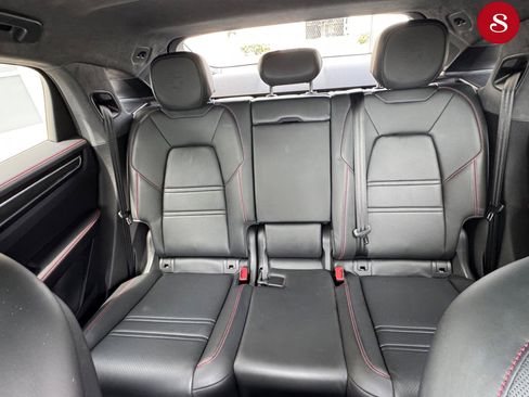 Used 2023 Porsche Cayenne GTS AWD/4WD image 23