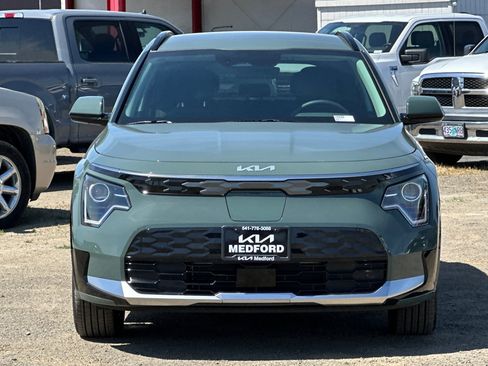 Used 2026 Kia Niro Wind w/ Wind Preserve Package FWD image 10