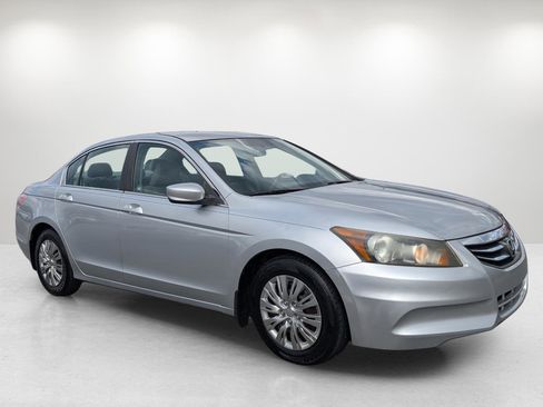 Used 2012 Honda Accord LX image 3