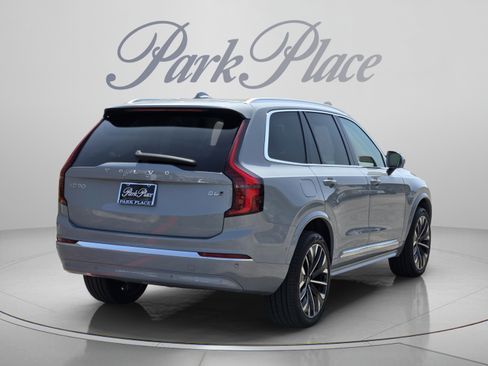 Used 2026 Volvo XC90 B6 Ultra AWD/4WD image 6