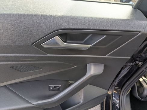 Used 2025 Volkswagen Jetta Sport image 26