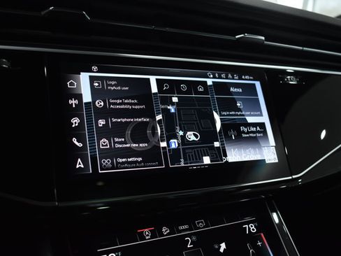 Used 2025 Audi Q8 Premium AWD/4WD image 21