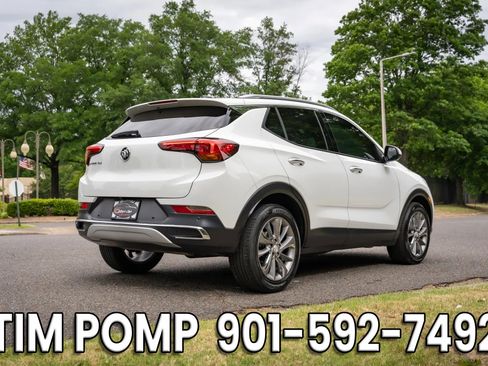 Used 2022 Buick Encore GX Essence w/ Advanced Technology Package FWD image 5