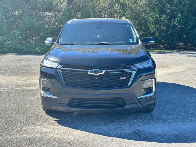 Used 2022 Chevrolet Traverse RS w/ LPO, 'HIT The Road' Package FWD image 2