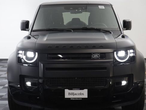 Certified 2026 Land Rover Defender 110 X-Dynamic SE AWD/4WD image 23