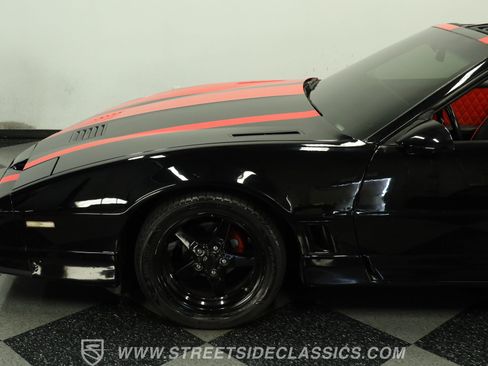 Used 1989 Pontiac Firebird Trans Am RWD image 23