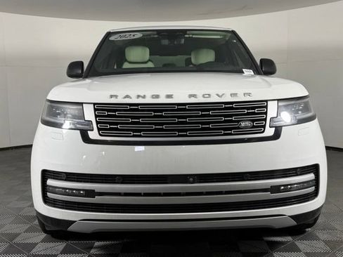 Used 2025 Land Rover Range Rover Autobiography AWD/4WD image 11