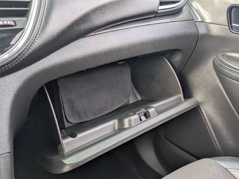 Used 2019 Buick Encore Preferred AWD/4WD image 19