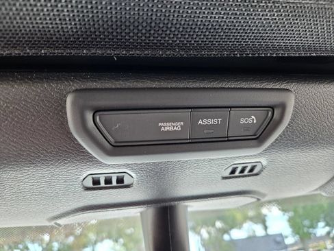 Certified 2022 Jeep Wrangler Unlimited Sahara AWD/4WD image 31