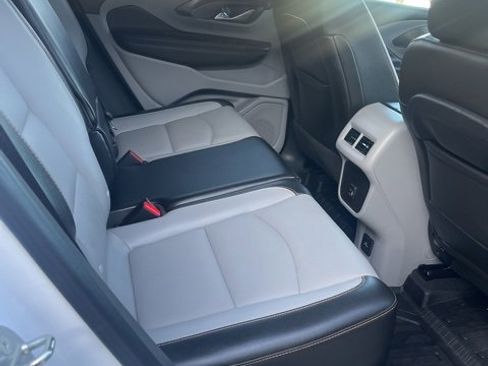 Used 2020 GMC Terrain SLT w/ Preferred Package image 10