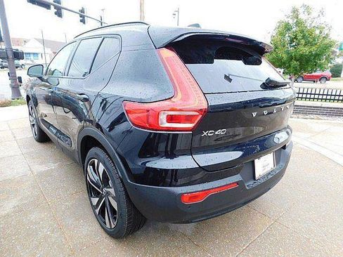 New 2026 Volvo XC40 B5 Ultra w/ Climate Package AWD/4WD image 10