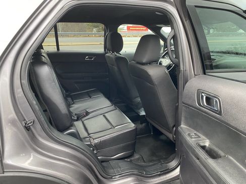 Used 2019 Ford Explorer 4WD Police Interceptor w/ Ready For The Road Package image 12