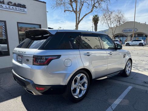 Used 2018 Land Rover Range Rover Sport HSE image 7