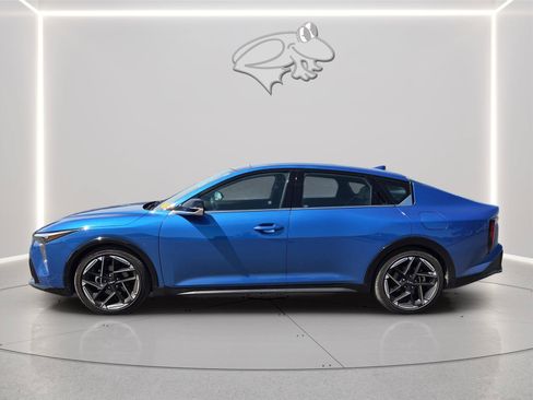 Used 2025 Kia K4 GT-Line w/ GT-Line Premium Package FWD image 2