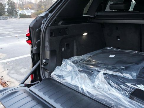 New 2026 BMW X5 xDrive40i w/ M Sport Package image 29