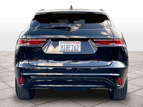 Used 2025 Jaguar F-PACE R-Dynamic S image 5