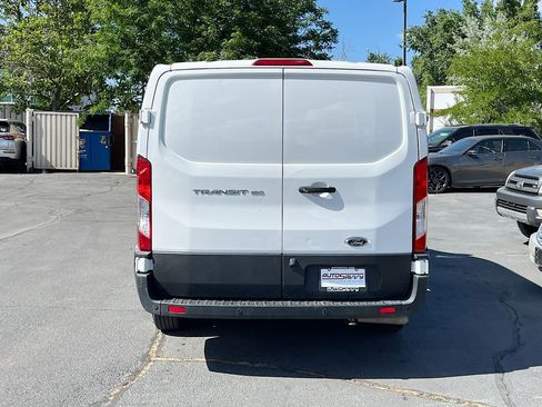 Used 2022 Ford Transit 150 Low Roof RWD image 6