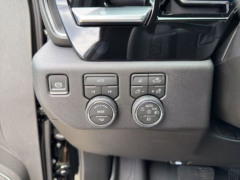 New 2026 Chevrolet Silverado 1500 LTZ AWD/4WD image 20