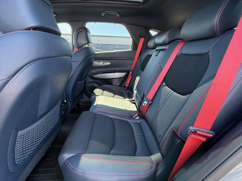 Used 2023 Genesis GV70 2.5T Sport Prestige w/ Sport Prestige Package image 11